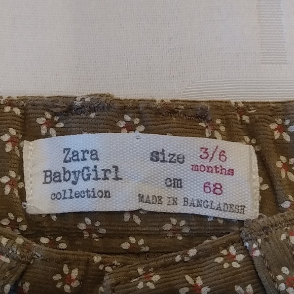 Zara Olive Green Belted Shorts with White Flowers - Picture 6 of 10